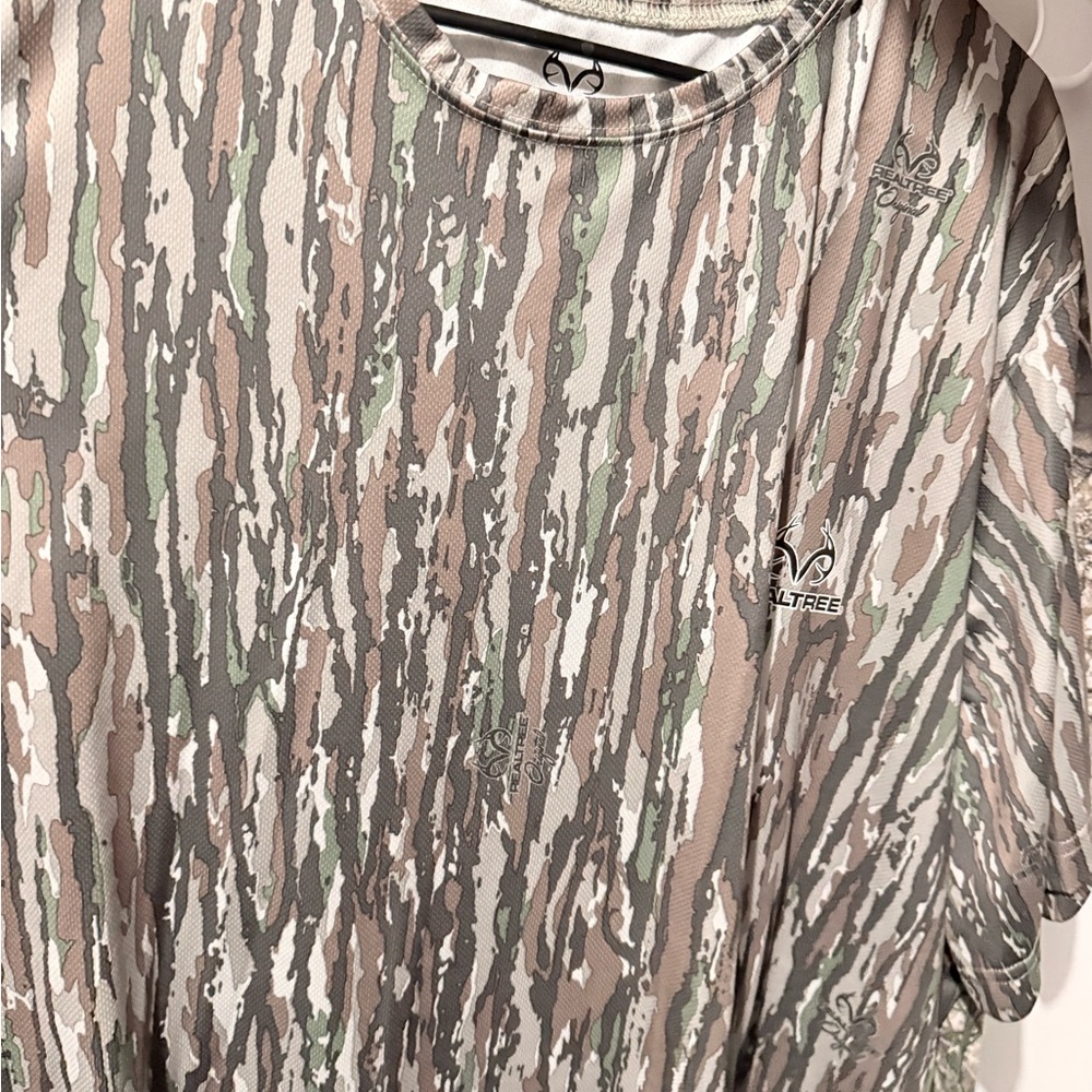 Realtree Green and Brown Camouflage Shirt